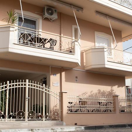 Langi Apartments Mesolóngion Exterior foto